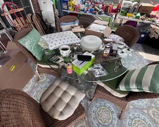 Assorted household and kitchen items