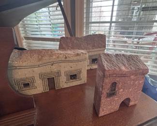 Stone miniature building figurines