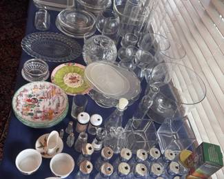 Assorted crystal and glassware