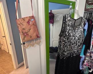 Women's clothing, embroidered crossbody bag, full-length mirror