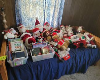 Twin Bed, Christmas Books & Stuffies