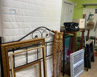 Queen bed with mattress and boxspring