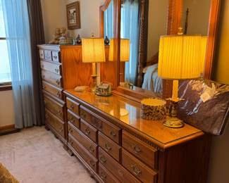 Dresser with mirror is 64x18x84”
Dresser in corner is 36x18x51”
