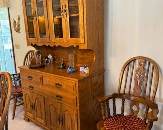 Hutch is 50x22x82”