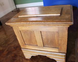 oak ice box
