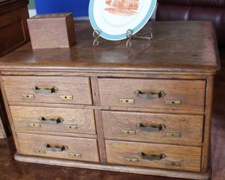 oak Library Bureau Sole Makers six-drawer cabinet