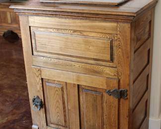 oak ice box