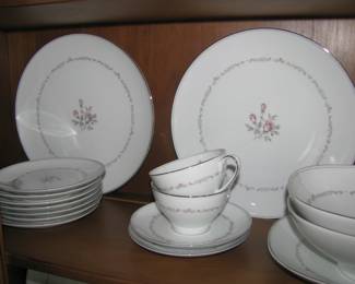 Noritake Mayfair. 12 5 piece place settings plus serving pieces