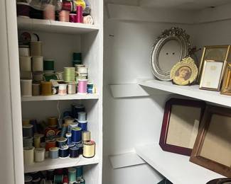 All colors of sewing thread 