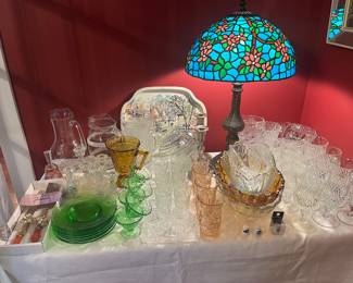 Beautiful stained glass lamp, uranium glass