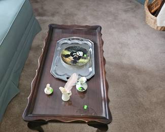 QUEEN ANNE COCKTAIL TABLE