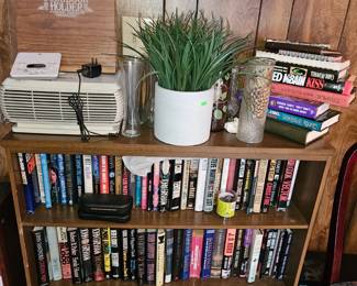 Books, humidifier 