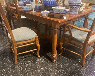 Ethan Allen - vintage dining table and chairs