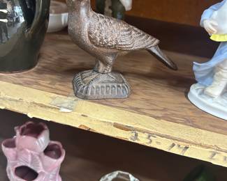 Pigeon form cast iron door stop(very heavy)
