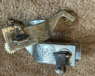 Etched spurs 