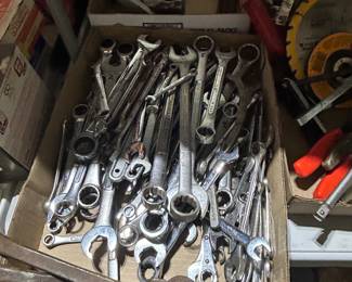 Lots of wrenches - several Craftsman
