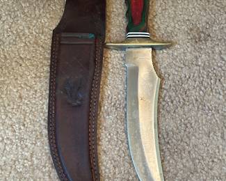 Bowie knife 