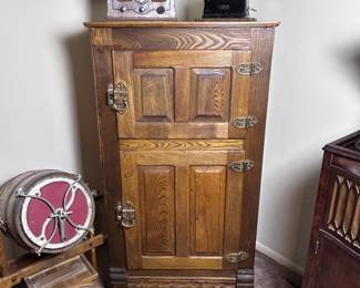 a Antique Oak Icebox