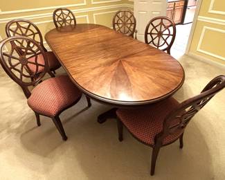 BUY IT NOW! $275.00. Call Jan at 314 960-5700. 52" Oval Pedestal base dining room table-without leaves With Two 22" leaves opens to 96"