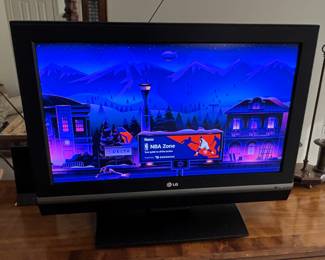 32" LG TV (not smart)