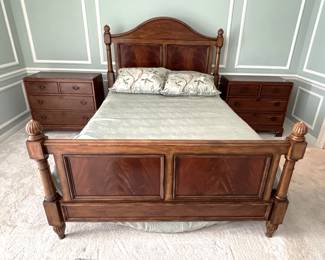 BUY IT NOW! $695.00. Call Jan at 314 960-5700. Drexel Queen size Head and Foot board w/Beauty Rest Black Hybrid Alcove Plush Mattress.