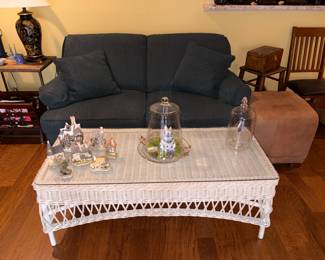 Best picture of all items + love seat