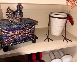 Small chest with rooster & container