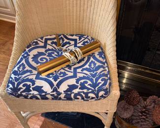 Close up of 2nd wicker chair 