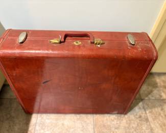 Master bedroom - attache’ case 