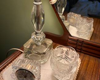 Bedroom - large lamp in right side of dresser