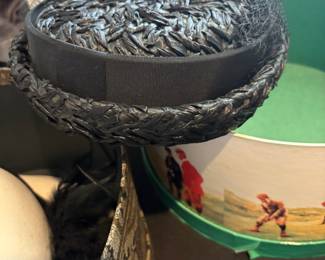 Master Bedroom - Hats & hat boxes 