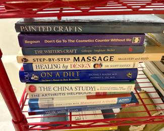 Master bathroom - books