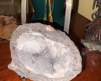 Rock - geode (?)
