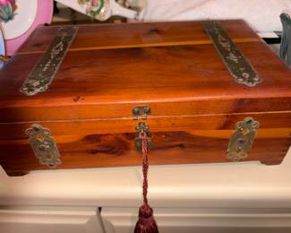 Neat wooden box (closed)