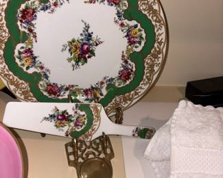 Egg Collectible plates on stands p- this one has matching pie holder 