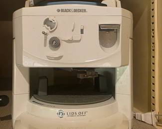 Black & Decker “lids off”