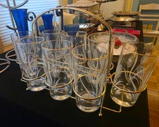 Vintage glass set of 8 with holder