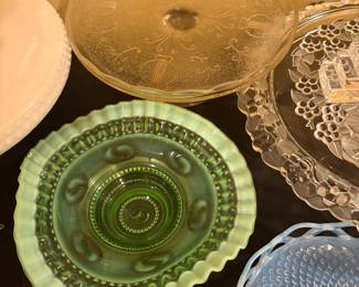 Dining room - green glass bowl 