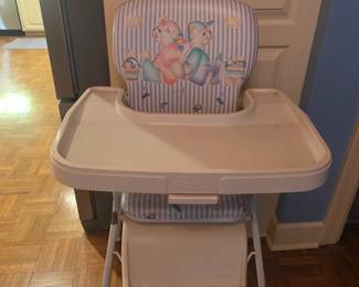 Baby’s high chair 