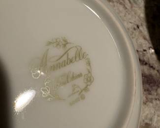Complete set of dishes “Annabelle”