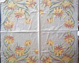3898 Yellow flowers on Beige Tablecloth