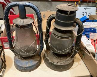 Dietz Monarch lanterns