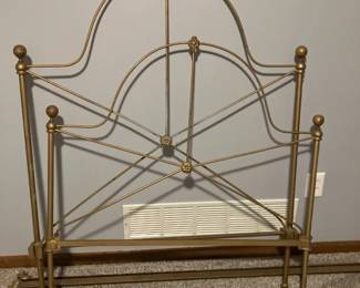 Antique twin bed w headboard and footbaord