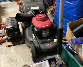 1.5-ton Pittsburgh floor jack