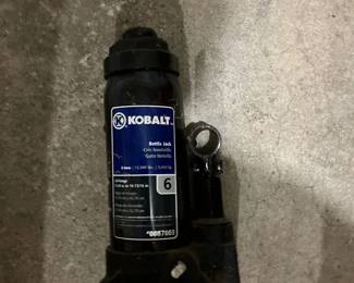 Kobalt bottle jack