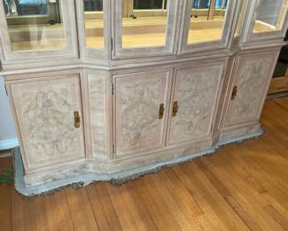 Dining Room China Cabinet (Drexel Heritage)
