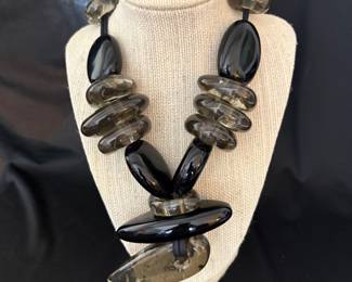 Gerta Lynggarrd for Monies (Copenhagen) acrylic and resin necklace)