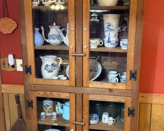 pine hutch with glass doors