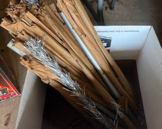 vintage aluminum tree...missing stand