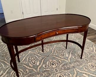 Marseille Kidney Desk by Woodbridge Furniture